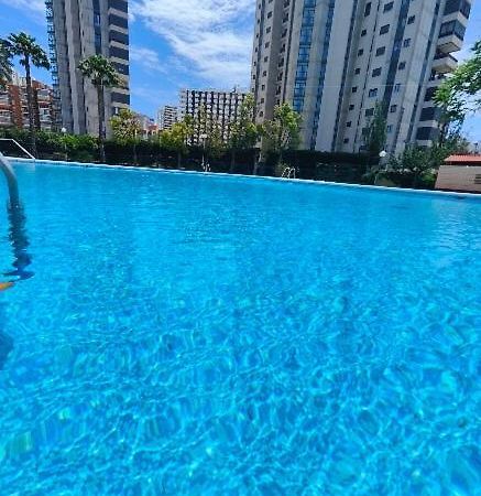 Luxury Lidersol Apartment Benidorm Bagian luar foto