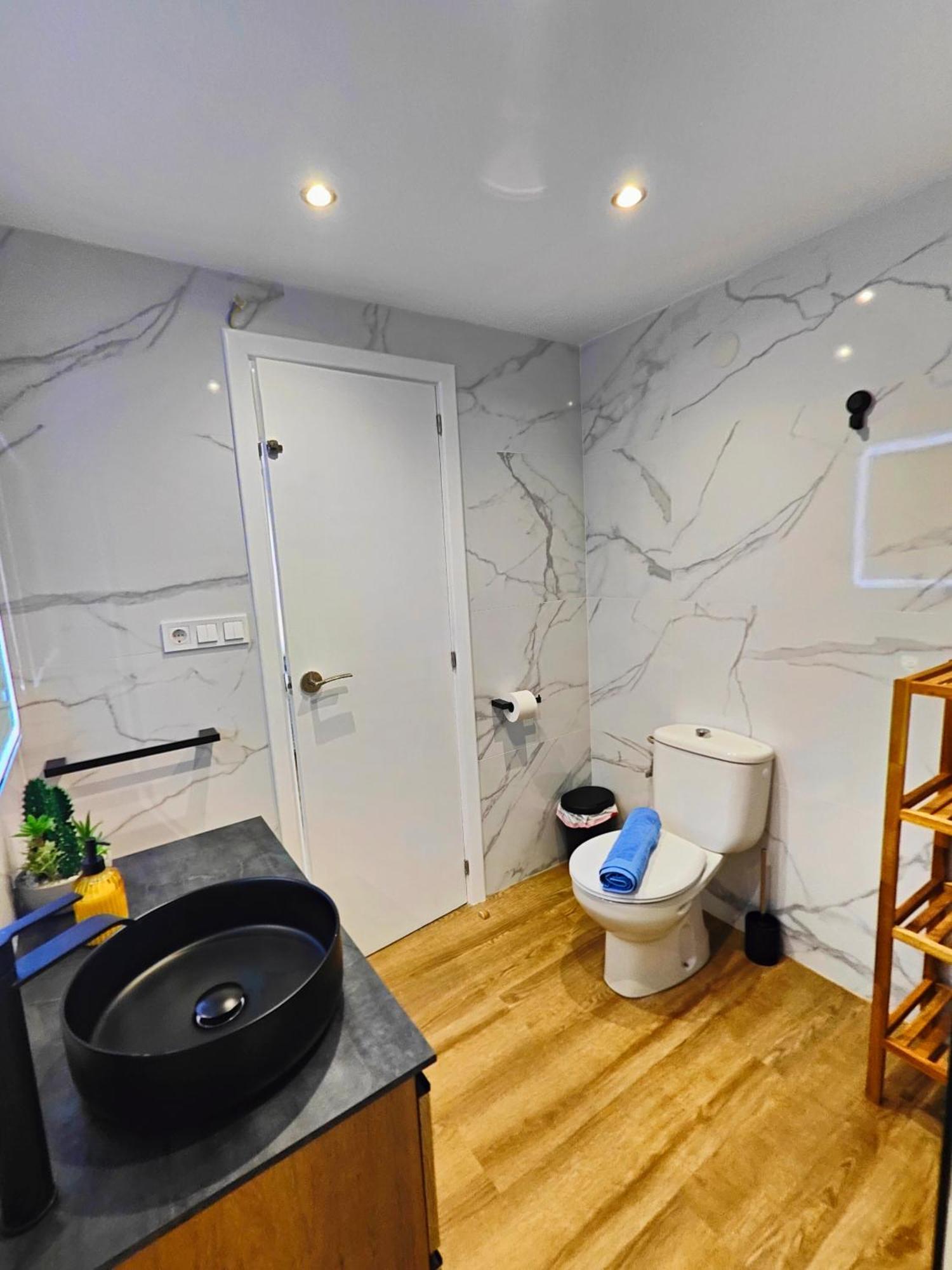 Luxury Lidersol Apartment Benidorm Bagian luar foto