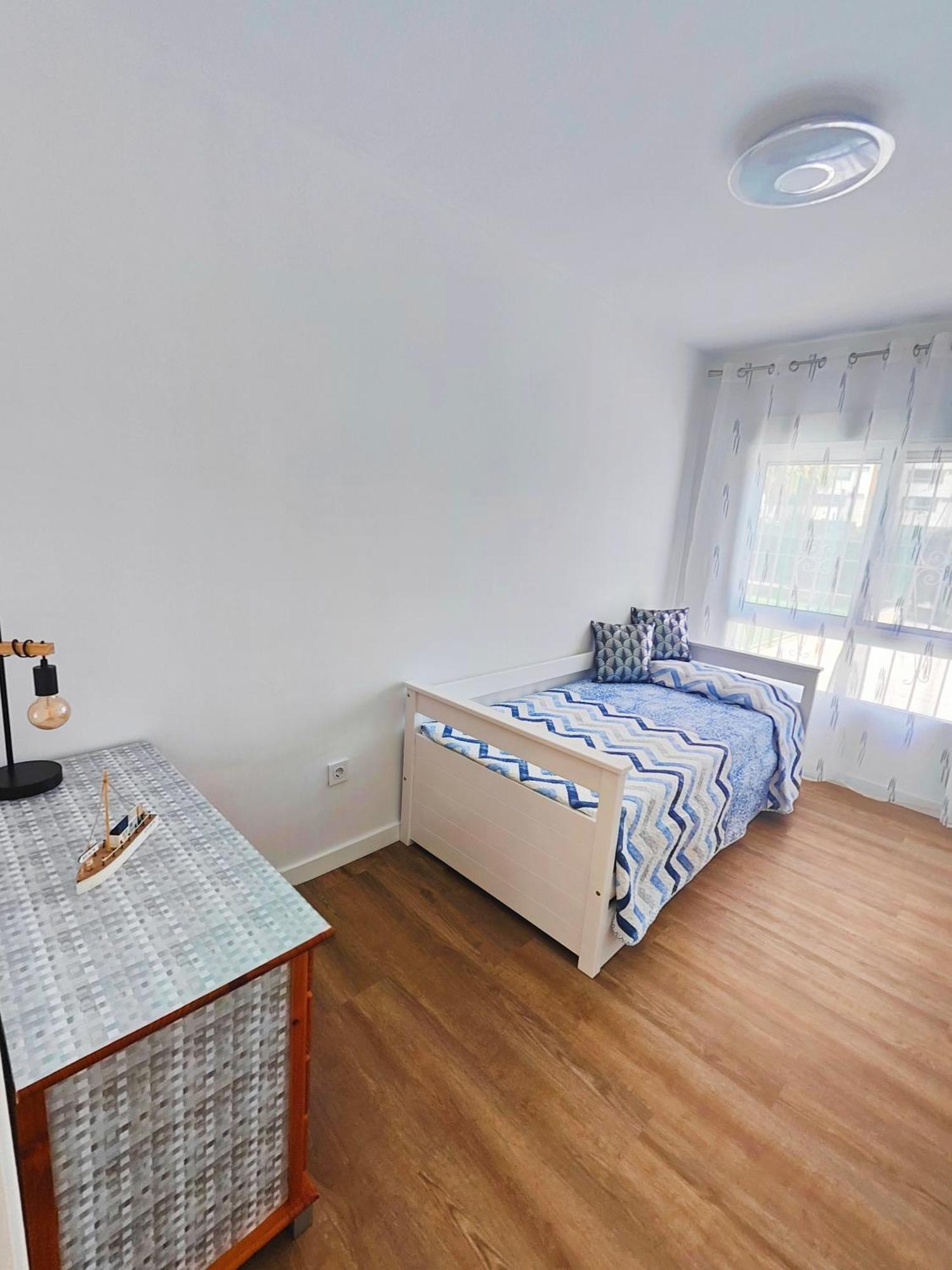 Luxury Lidersol Apartment Benidorm Bagian luar foto