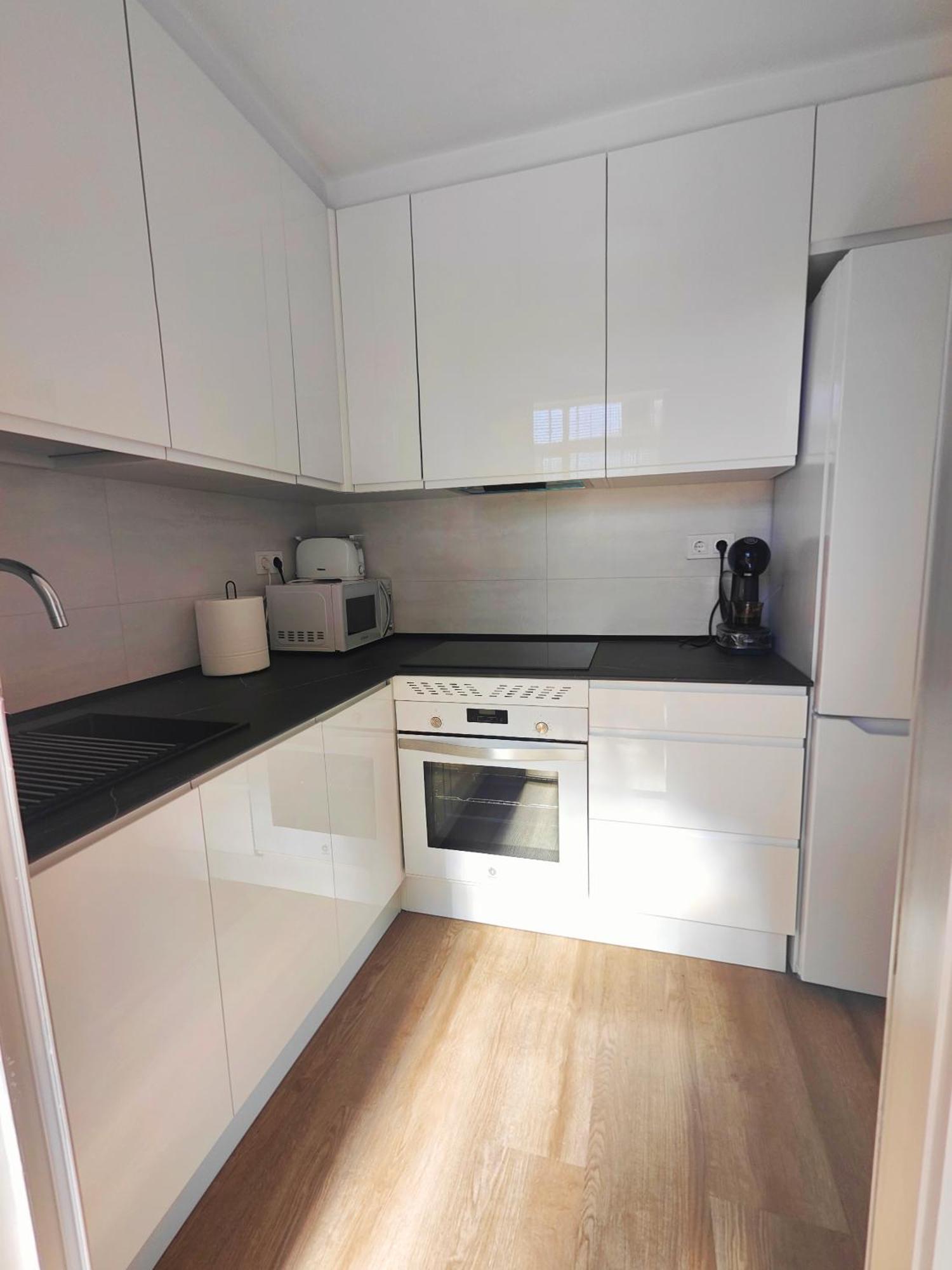 Luxury Lidersol Apartment Benidorm Bagian luar foto