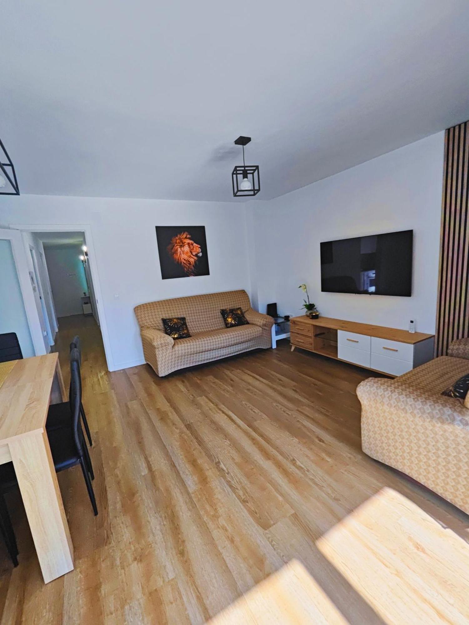 Luxury Lidersol Apartment Benidorm Bagian luar foto